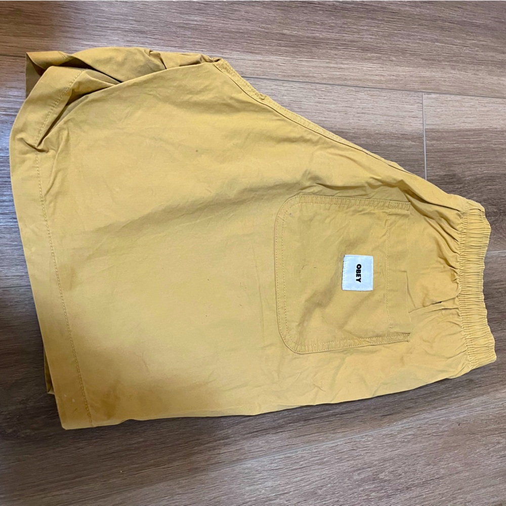 Stained OBEY Drawstring shorts in Almond